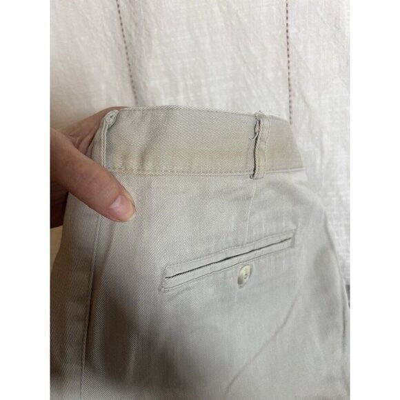 Vintage GAP Khaki Pleated Chino Regular Fit Cotton Shorts Adult Size 32. Hh - Picture 4 of 6